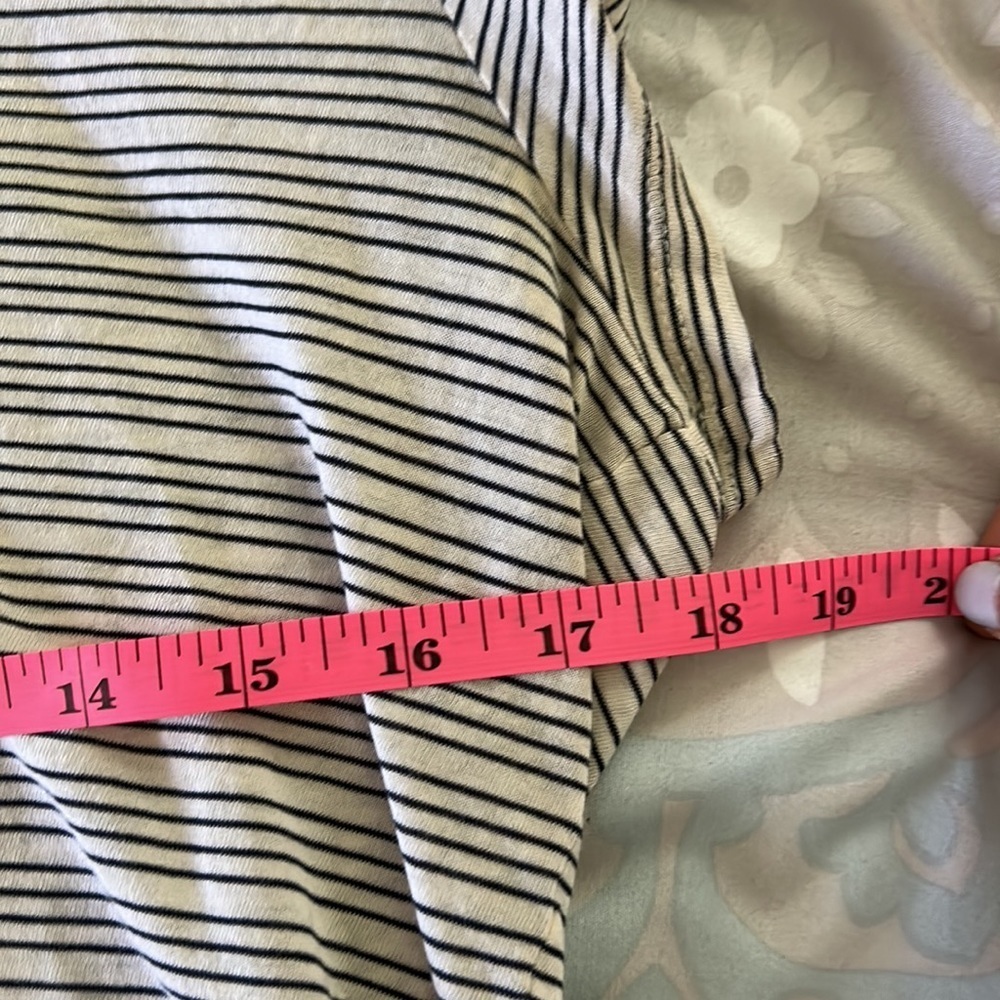 Madewell Cropped Striped High low Top. Size S - Picture 7 of 8